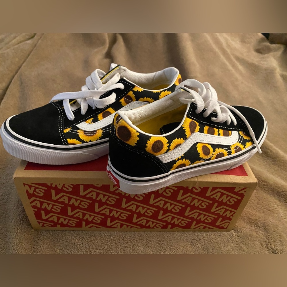 Kids Sunflower Vans Shoes size 2